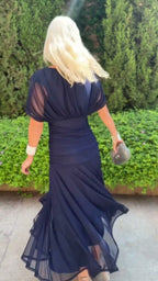 Avery | Azul Marino Elegante
