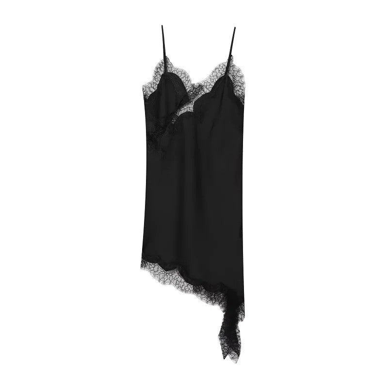 Vestido Corto de Encaje | Asimétrico | Acabados en Satén